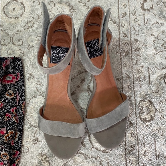 Outfit bundle🔥🔥🔥🔥 - Picture 2 of 4